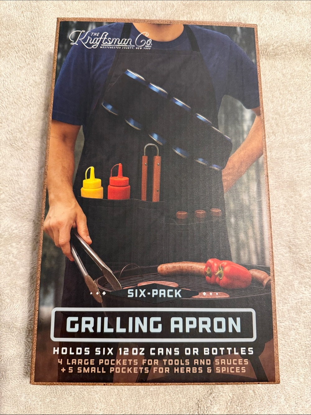 Black Six-Pack Grilling Apron with Bottle Pockets Holds 6 12oz cans/bottles NEW